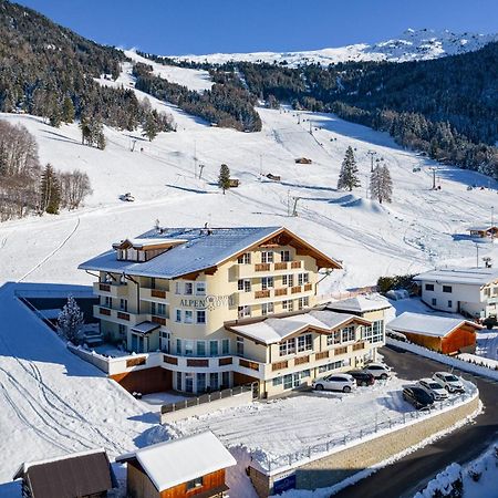 יארצנס Hotel Alpen-Royal מראה חיצוני תמונה