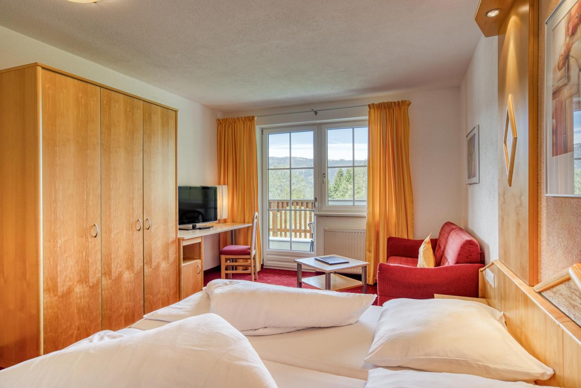יארצנס Hotel Alpen-Royal מראה חיצוני תמונה