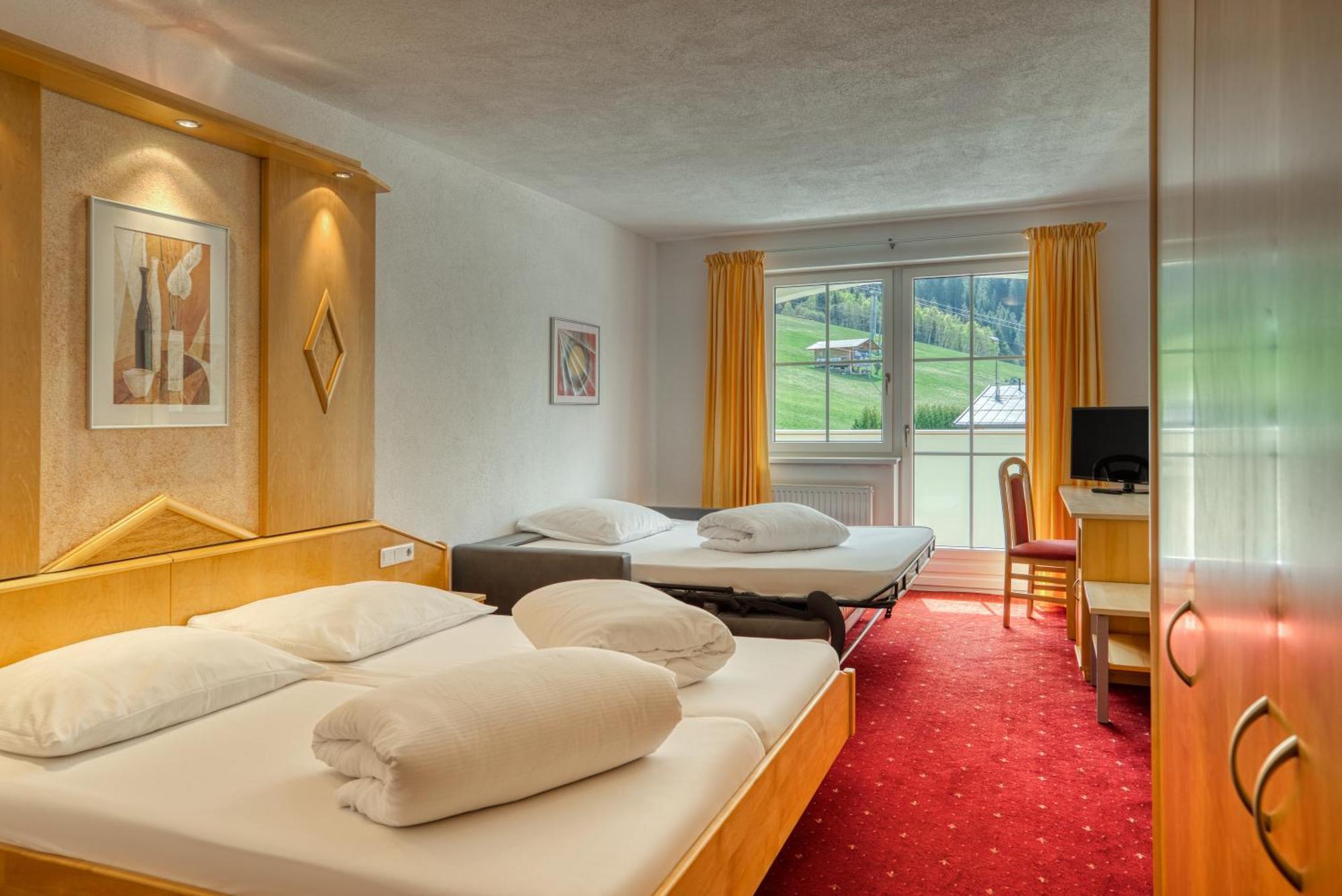 יארצנס Hotel Alpen-Royal מראה חיצוני תמונה