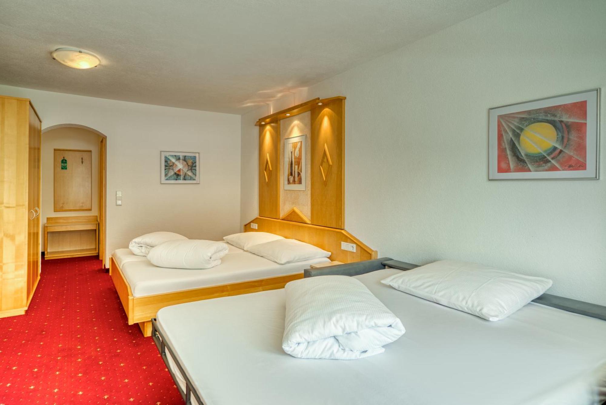 יארצנס Hotel Alpen-Royal מראה חיצוני תמונה